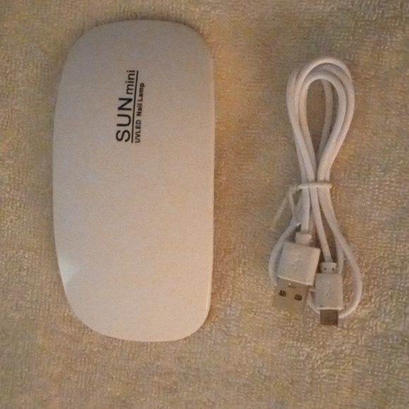 Sun Mini UV Led Nail Lamp - Picture 1 of 2